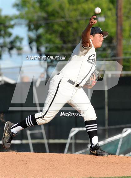 Thumbnail 3 in Fullerton @ Buena Park photogallery.