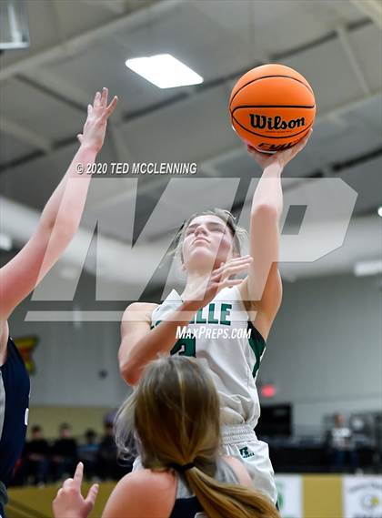 Thumbnail 2 in Danville vs. Conway Christian (AAA 2A State Playoff First Round) photogallery.