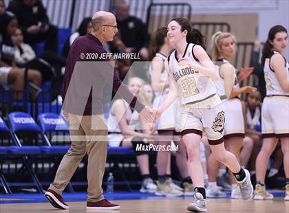 Thumbnail 3 in Stow-Munroe Falls vs. Aurora (OHSAA D1 Sectional Playoff) photogallery.