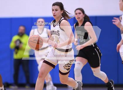 Thumbnail 3 in Stow-Munroe Falls vs. Aurora (OHSAA D1 Sectional Playoff) photogallery.