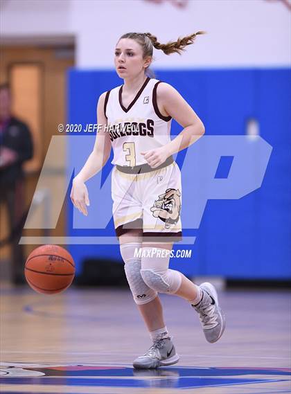 Thumbnail 2 in Stow-Munroe Falls vs. Aurora (OHSAA D1 Sectional Playoff) photogallery.