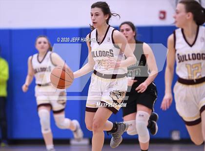 Thumbnail 1 in Stow-Munroe Falls vs. Aurora (OHSAA D1 Sectional Playoff) photogallery.