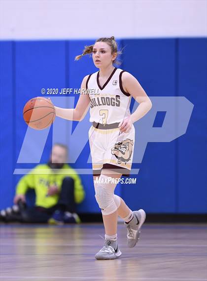 Thumbnail 3 in Stow-Munroe Falls vs. Aurora (OHSAA D1 Sectional Playoff) photogallery.