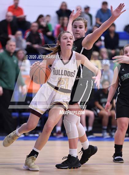 Thumbnail 3 in Stow-Munroe Falls vs. Aurora (OHSAA D1 Sectional Playoff) photogallery.