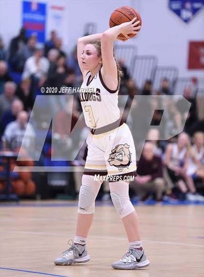 Thumbnail 2 in Stow-Munroe Falls vs. Aurora (OHSAA D1 Sectional Playoff) photogallery.