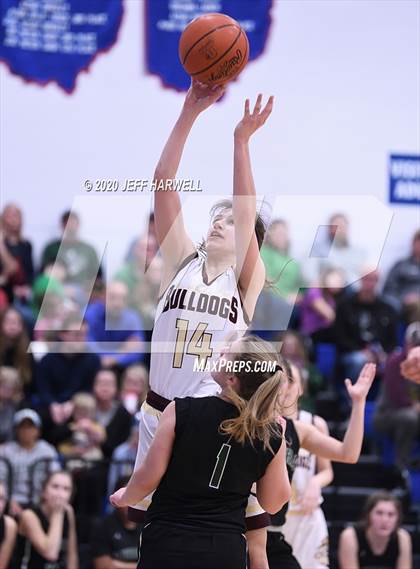 Thumbnail 3 in Stow-Munroe Falls vs. Aurora (OHSAA D1 Sectional Playoff) photogallery.