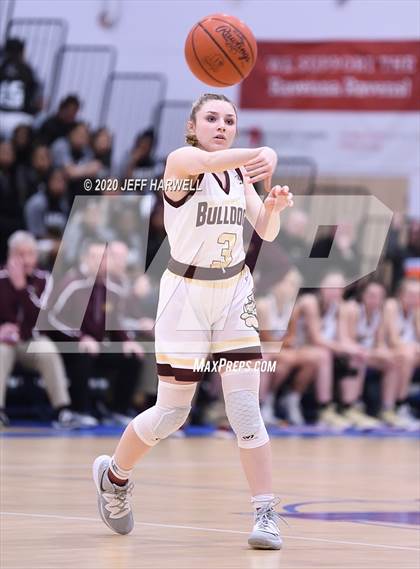 Thumbnail 2 in Stow-Munroe Falls vs. Aurora (OHSAA D1 Sectional Playoff) photogallery.