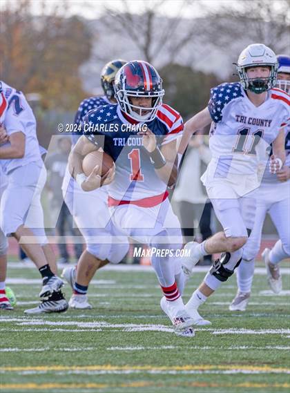 Thumbnail 3 in Tri County All-Star Game photogallery.