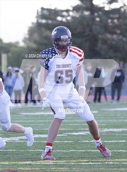Thumbnail 2 in Tri County All-Star Game photogallery.