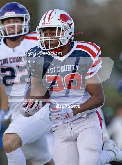 Thumbnail 3 in Tri County All-Star Game photogallery.