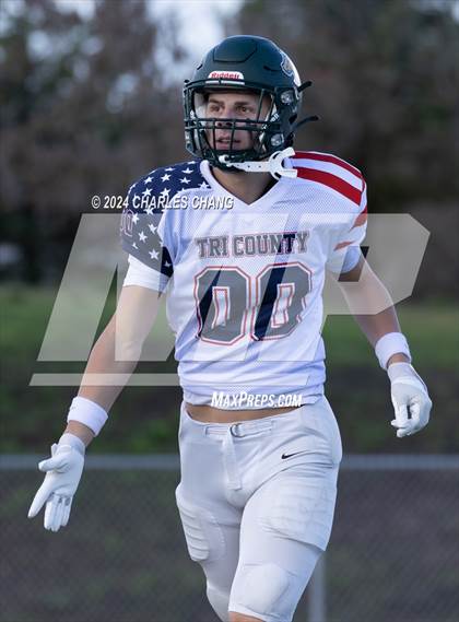 Thumbnail 3 in Tri County All-Star Game photogallery.