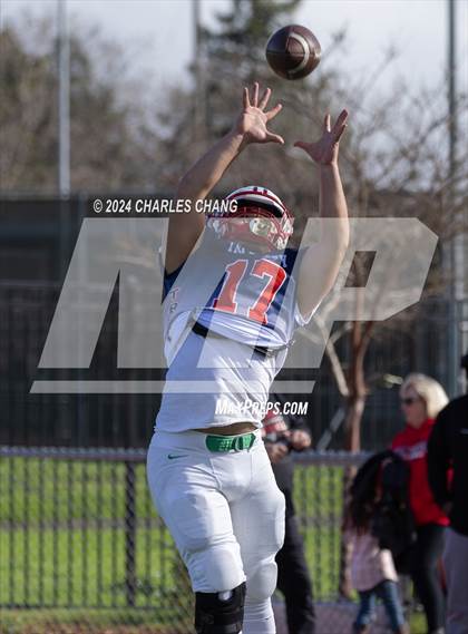 Thumbnail 3 in Tri County All-Star Game photogallery.
