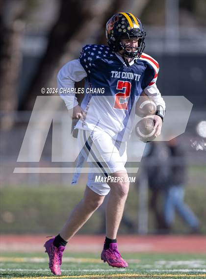 Thumbnail 2 in Tri County All-Star Game photogallery.