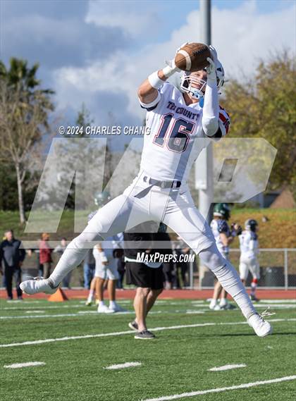 Thumbnail 2 in Tri County All-Star Game photogallery.