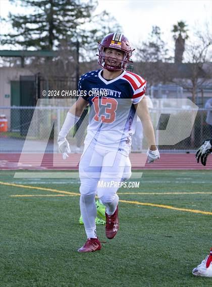 Thumbnail 3 in Tri County All-Star Game photogallery.