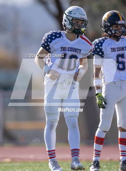 Thumbnail 2 in Tri County All-Star Game photogallery.
