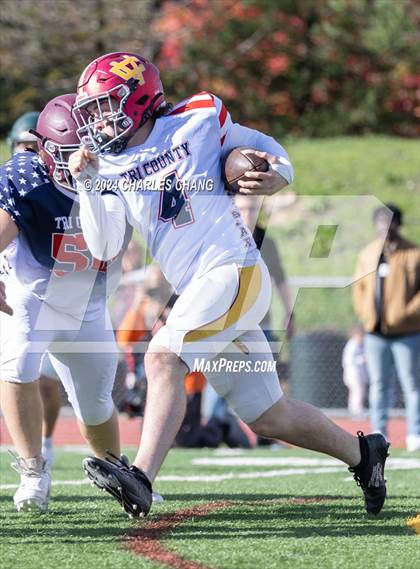 Thumbnail 3 in Tri County All-Star Game photogallery.