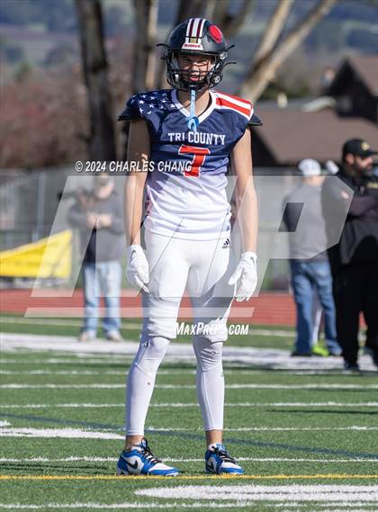 Thumbnail 3 in Tri County All-Star Game photogallery.