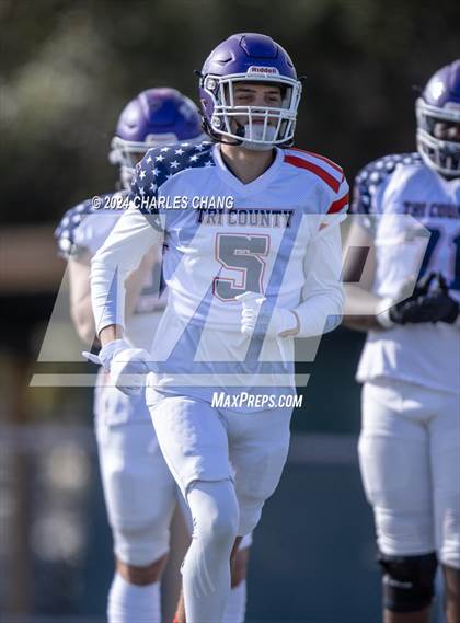 Thumbnail 2 in Tri County All-Star Game photogallery.