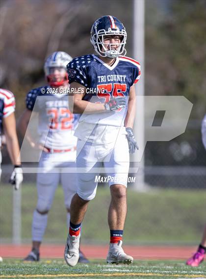 Thumbnail 3 in Tri County All-Star Game photogallery.