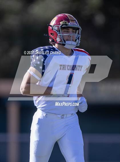 Thumbnail 3 in Tri County All-Star Game photogallery.
