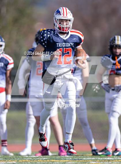 Thumbnail 3 in Tri County All-Star Game photogallery.