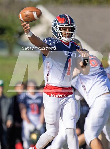 Thumbnail 3 in Tri County All-Star Game photogallery.