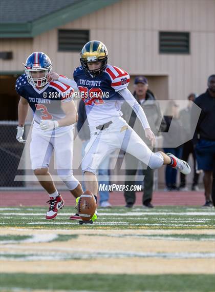 Thumbnail 1 in Tri County All-Star Game photogallery.