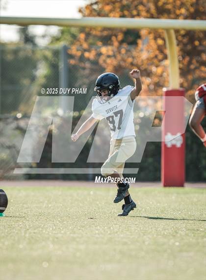 Thumbnail 3 in FR: Servite @ Mater Dei photogallery.