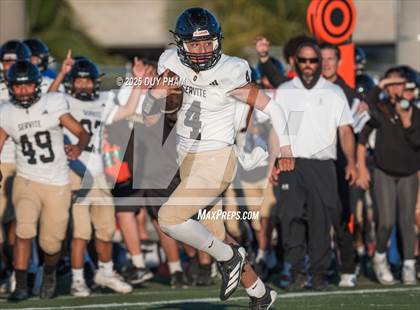 Thumbnail 3 in FR: Servite @ Mater Dei photogallery.