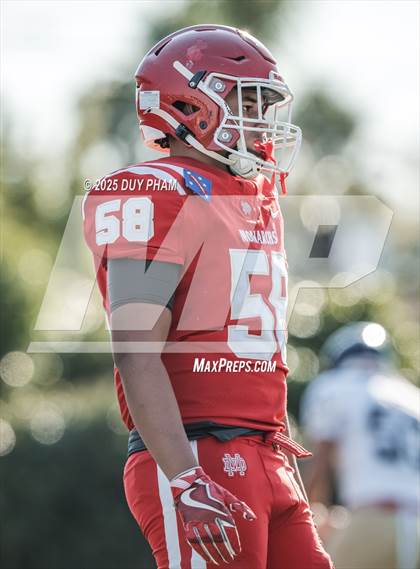 Thumbnail 2 in FR: Servite @ Mater Dei photogallery.