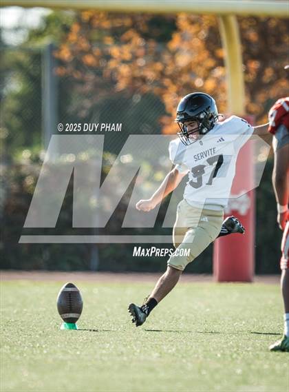 Thumbnail 2 in FR: Servite @ Mater Dei photogallery.