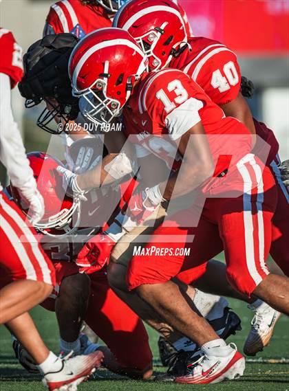 Thumbnail 3 in FR: Servite @ Mater Dei photogallery.