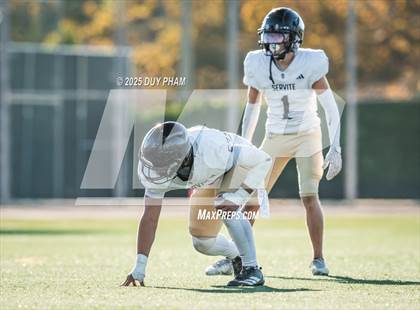 Thumbnail 1 in FR: Servite @ Mater Dei photogallery.