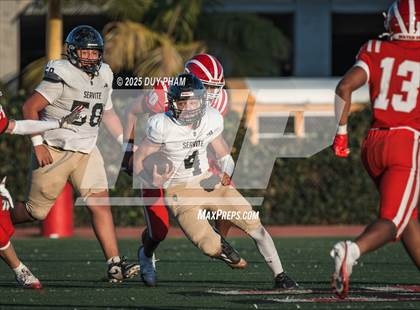 Thumbnail 3 in FR: Servite @ Mater Dei photogallery.