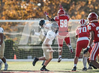 Thumbnail 2 in FR: Servite @ Mater Dei photogallery.