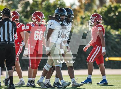Thumbnail 2 in FR: Servite @ Mater Dei photogallery.