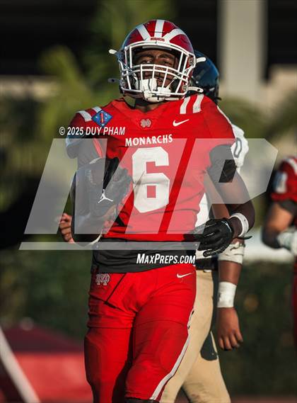 Thumbnail 1 in FR: Servite @ Mater Dei photogallery.