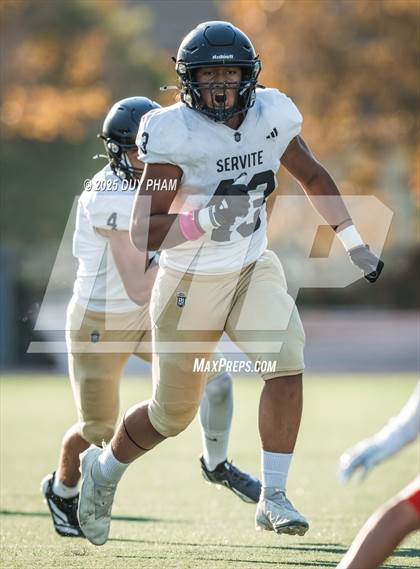 Thumbnail 2 in FR: Servite @ Mater Dei photogallery.