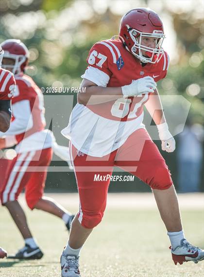 Thumbnail 1 in FR: Servite @ Mater Dei photogallery.
