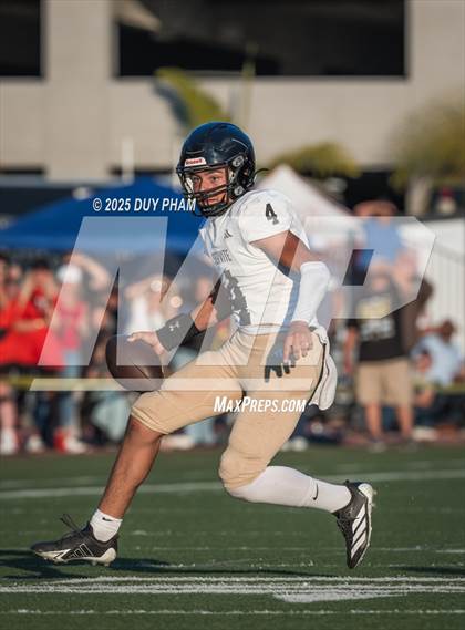Thumbnail 1 in FR: Servite @ Mater Dei photogallery.
