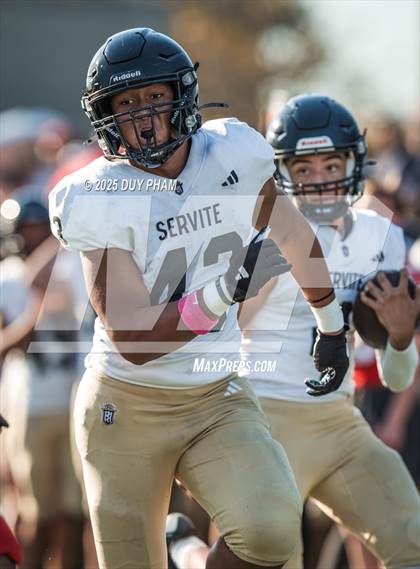 Thumbnail 3 in FR: Servite @ Mater Dei photogallery.