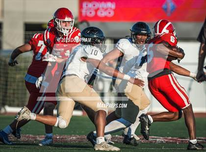 Thumbnail 2 in FR: Servite @ Mater Dei photogallery.