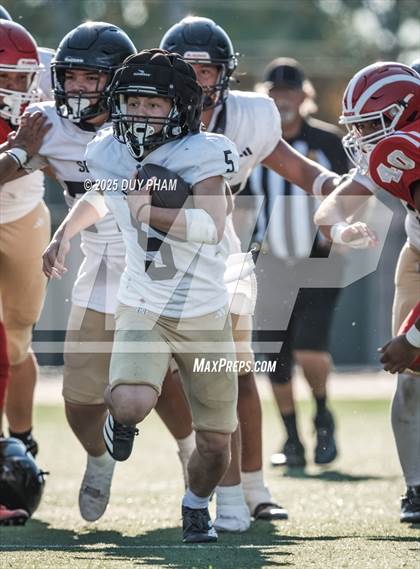 Thumbnail 1 in FR: Servite @ Mater Dei photogallery.
