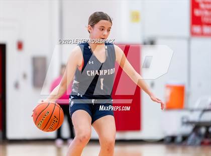 Thumbnail 1 in JV: Boerne Champion vs Fredericksburg photogallery.