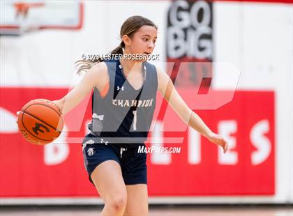 Thumbnail 1 in JV: Boerne Champion vs Fredericksburg photogallery.