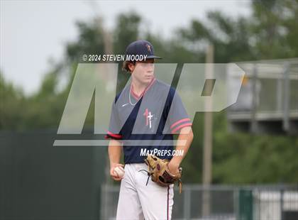 Thumbnail 2 in Central Catholic @ Opelousas Catholic (LHSAA Division IV Select Semifinal) photogallery.