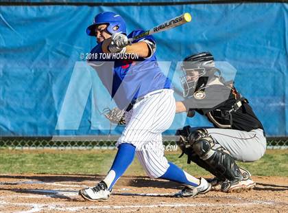 Thumbnail 3 in Los Altos vs Arcadia photogallery.