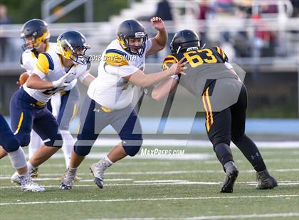 Thumbnail 1 in Whitnall @ West Allis Central photogallery.