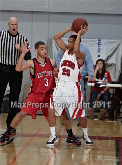 Thumbnail 3 in Antelope @ Cordova photogallery.